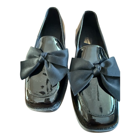 Black patent loafers with bow size 8 NEW - Picture 2 of 10